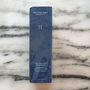 Revitalash Advanced Eyelash Conditioner - FULL SIZE 3.5ml